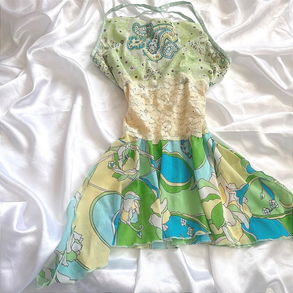 Vintage Y2K Handm Halter Top Paisley Floral Lace Mesh Handkerchief Hem Green S